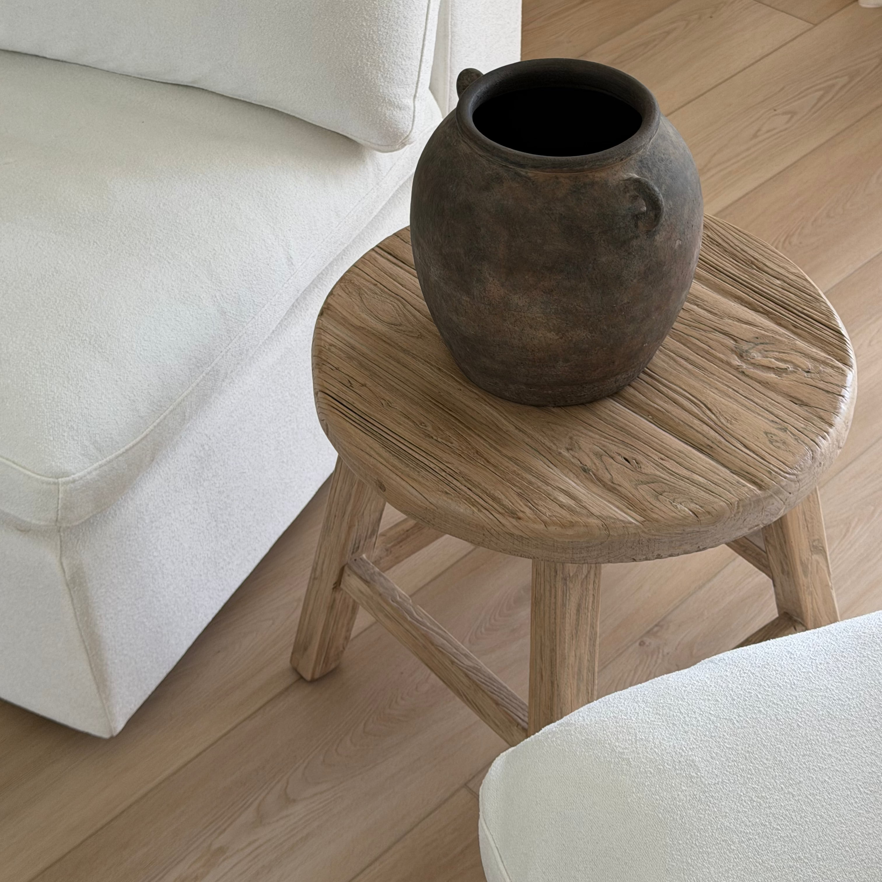 Tuomo Round Side Table