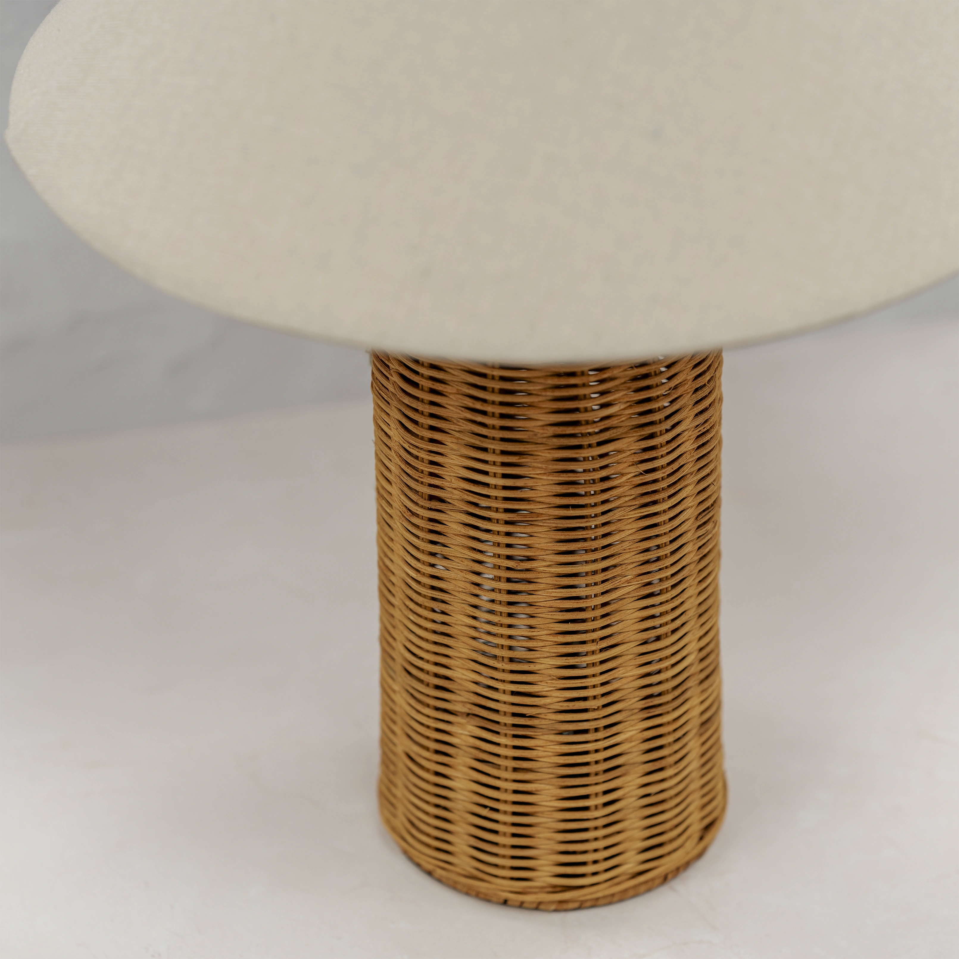 Skylar Lamp
