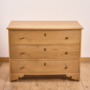 Julia Oak Chest