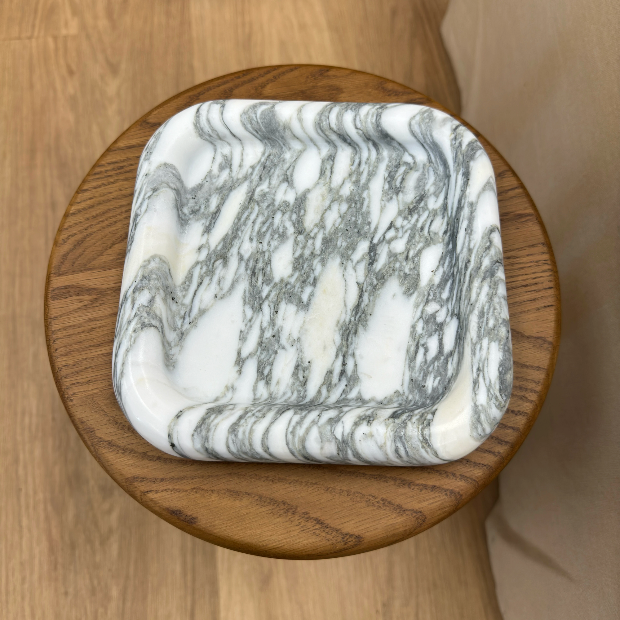 Rounded Square Marble Tray