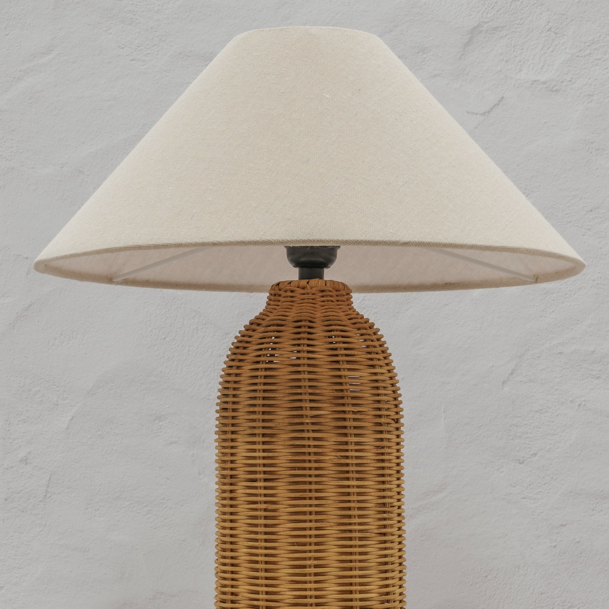 Skylar Lamp