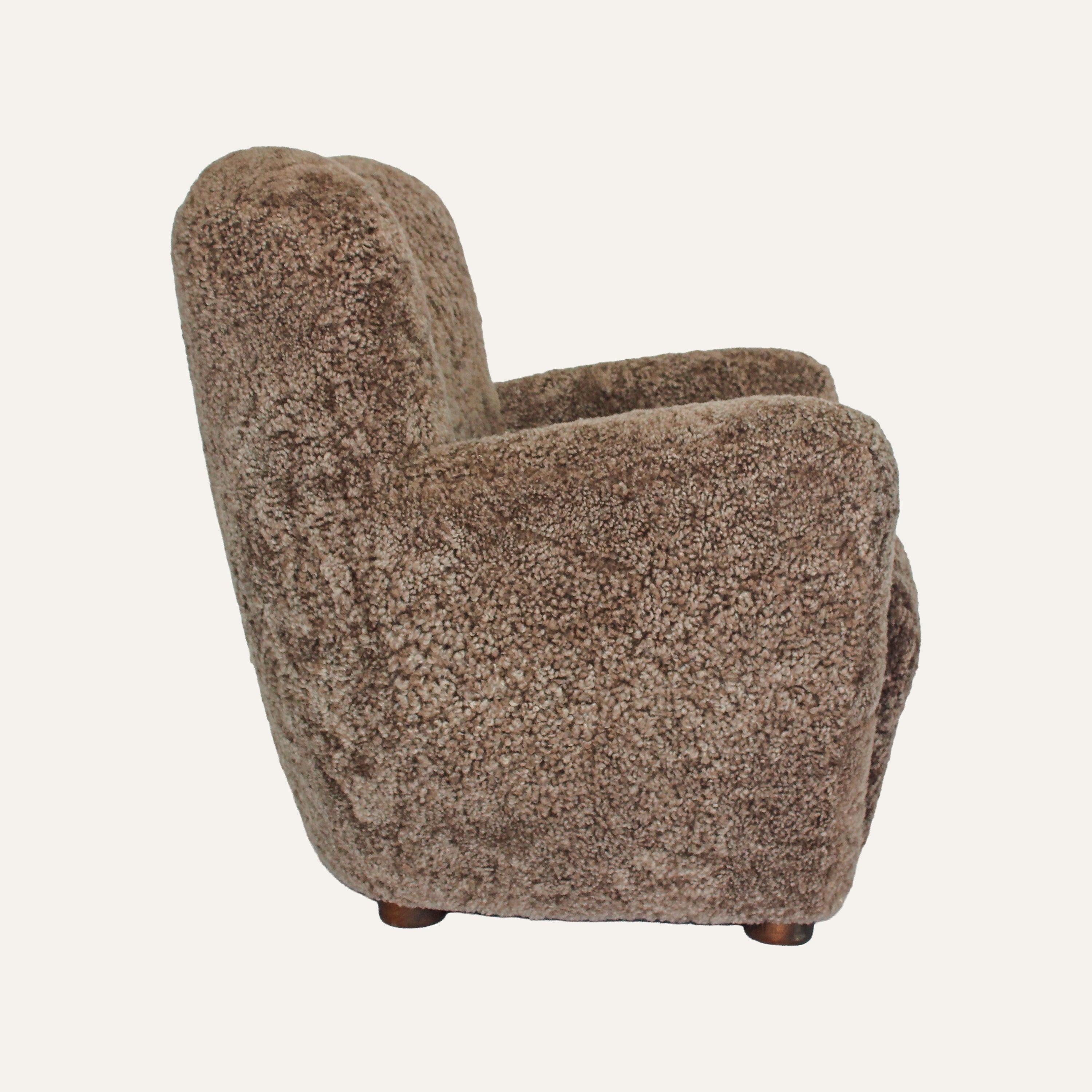 Theo Shearling Chair